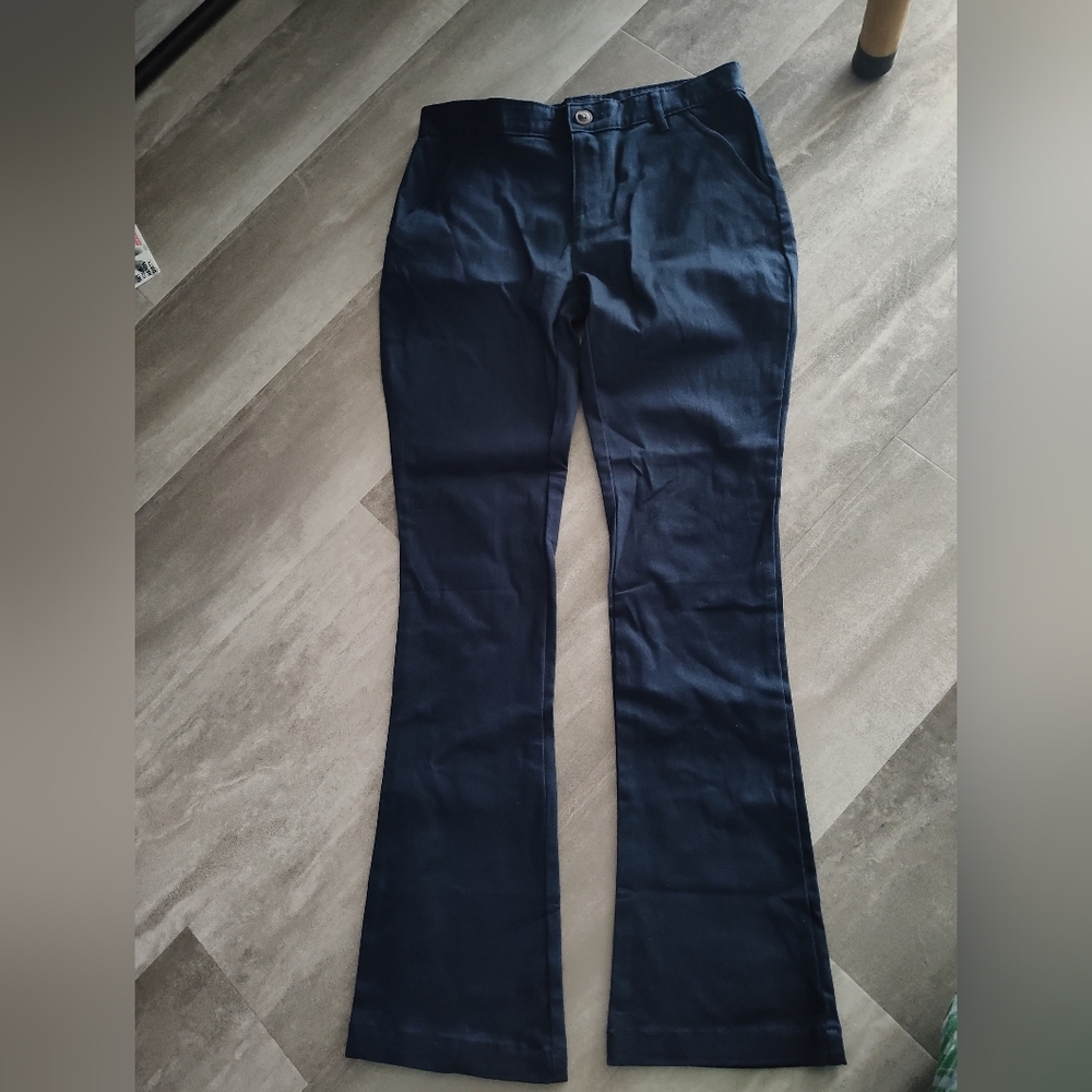 Old Navy Girls Uniform Pants – Boot-Cut Stretch – Navy Blue – Size 16 - Picture 1 of 6